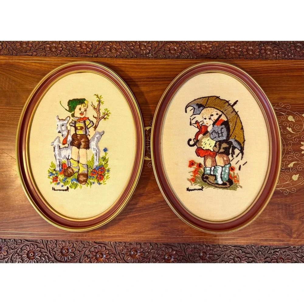 Vintage Hummel Embroidered Wall Art Pair – Framed Oval Needlework‎ (13x10)